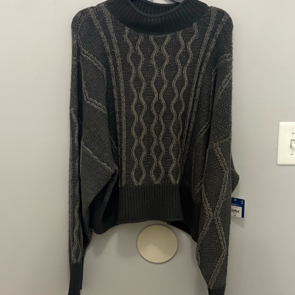 Arizona Jean Company Sweaters - Arizona Jean Company Charcoal Cable Knit Sweater